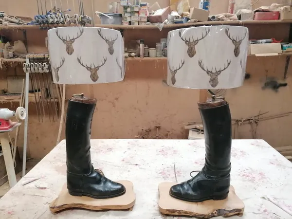 Handmade antler table lamp with country-style shade — David Thorne, photograph 47